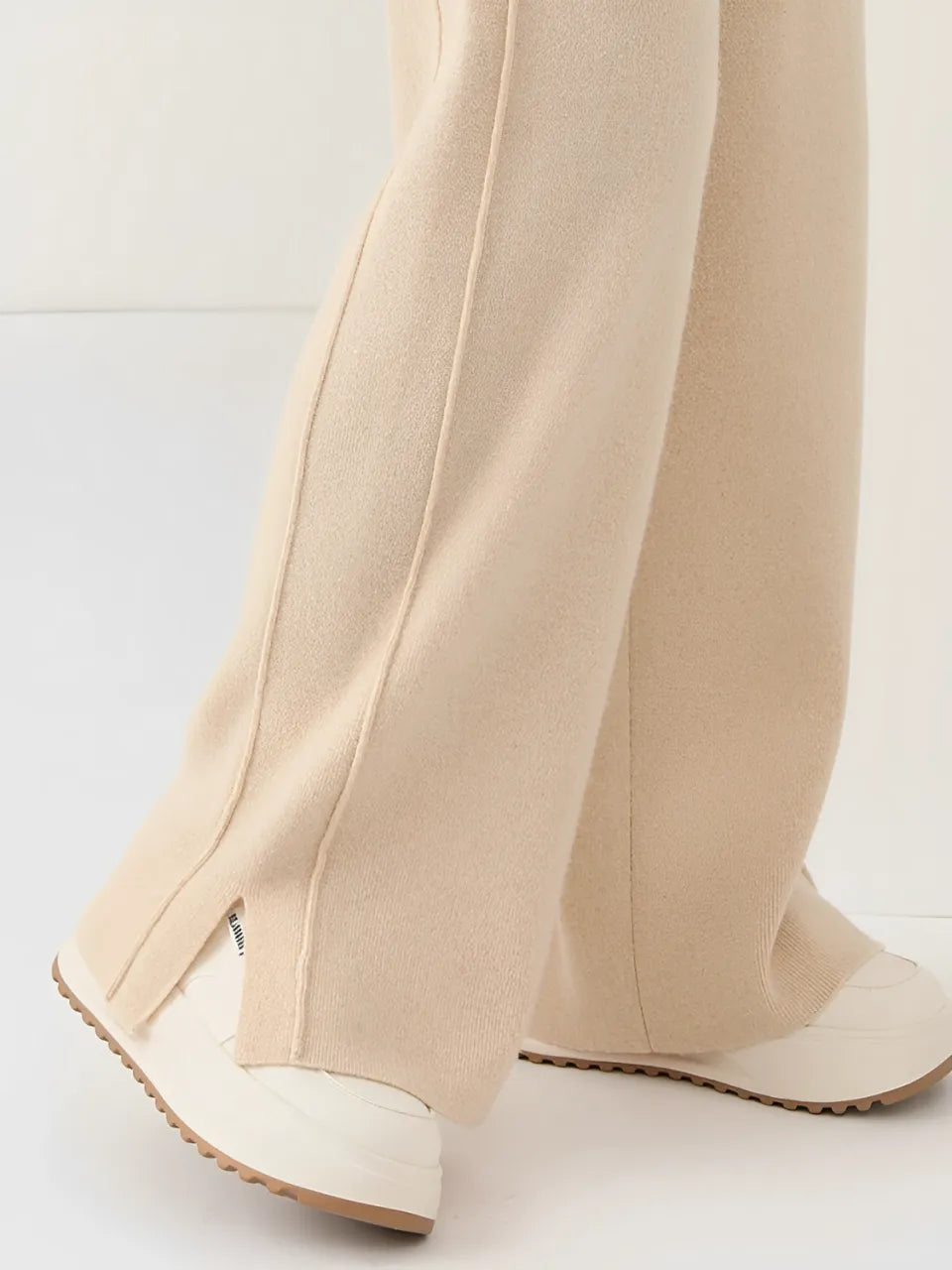 Calça Pantalona Vivian
Calça Pantalona
Calça Vivian