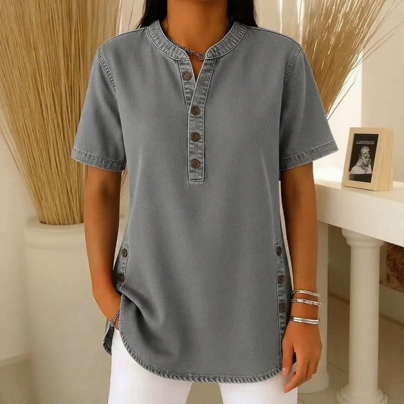 Blusa Jeans Calenny Com Acabamento Estonado e Caimento Soltinho
Blusa Jeans Calenny Com Acabamento Estonado
Blusa Jeans Calenny
Blusa Calenny
Blusa Jeans